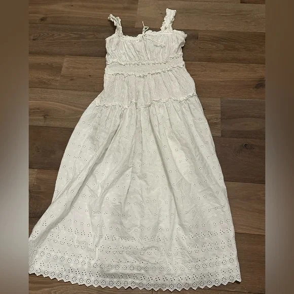Doen x GAP white eyelet dress size m - Picture 4 of 8